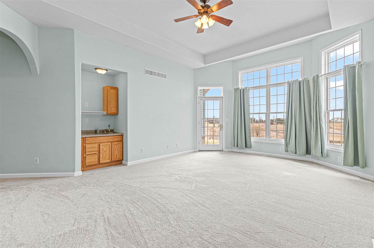 2245 288th Drive Williamsburg IA 52361
