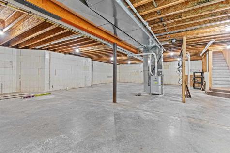 2245 288th Drive Williamsburg IA 52361