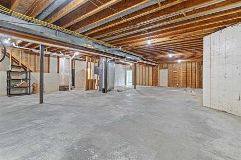 2245 288th Drive Williamsburg IA 52361