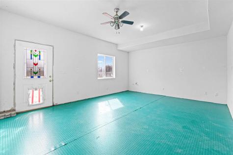 2245 288th Drive Williamsburg IA 52361