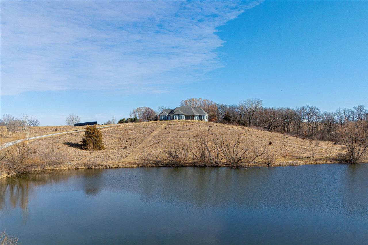 2245 288th Drive Williamsburg IA 52361