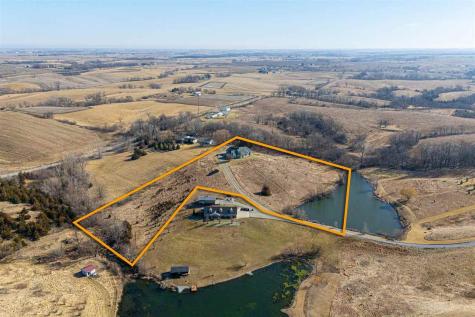 2245 288th Drive Williamsburg IA 52361