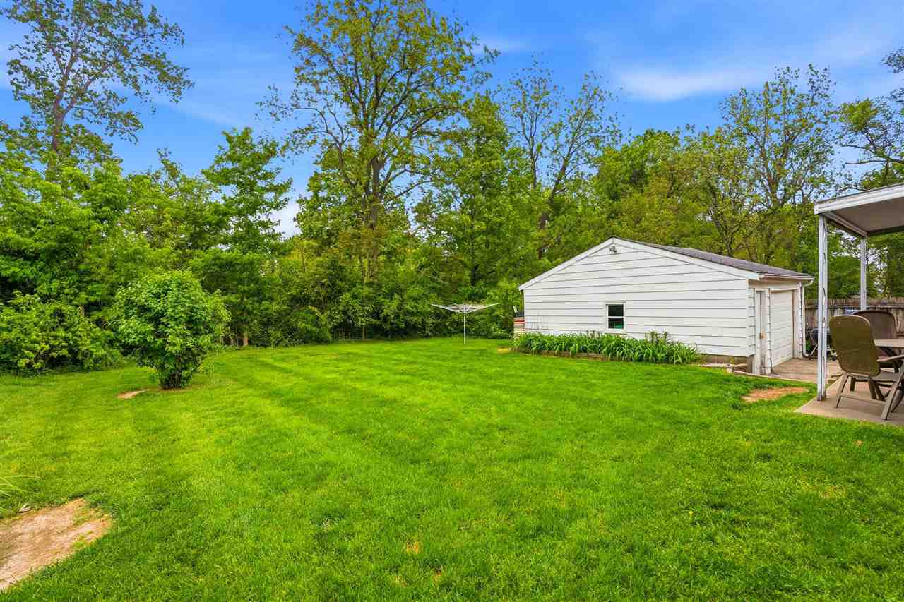 706 Giblin Drive Iowa City IA 52246