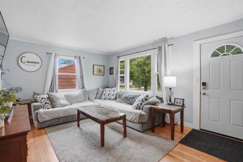 706 Giblin Drive Iowa City IA 52246