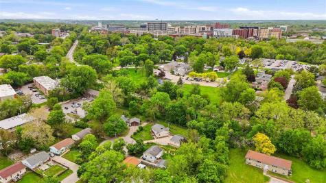 706 Giblin Drive Iowa City IA 52246