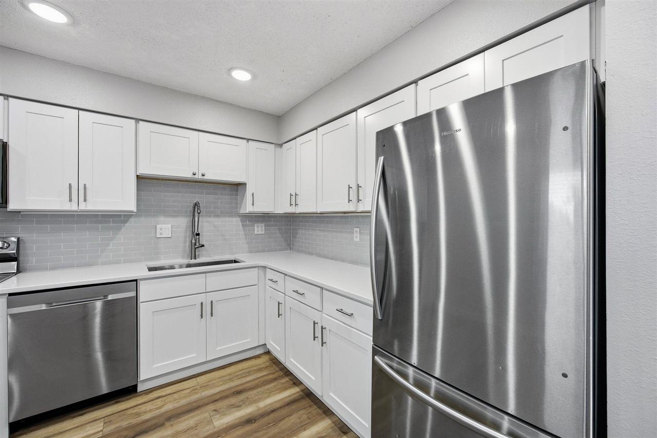 2116 10th St Place Coralville IA 52241