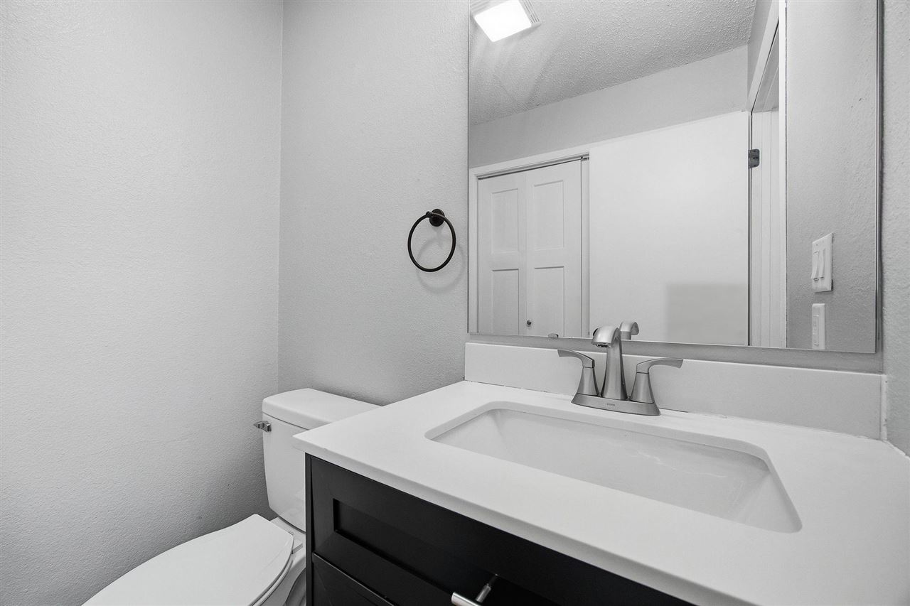 2116 10th St Place Coralville IA 52241