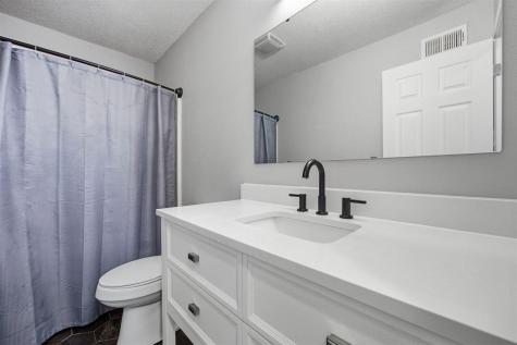 2116 10th St Place Coralville IA 52241