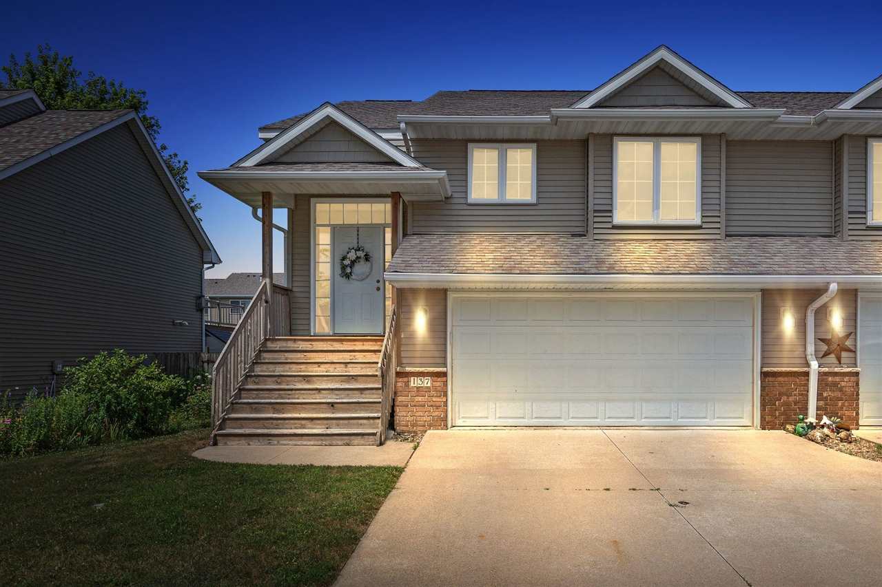 137 S Park Ridge Road North Liberty IA 52317