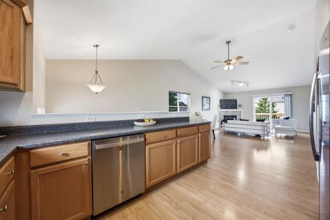 137 S Park Ridge Road North Liberty IA 52317