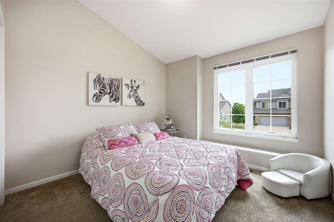 137 S Park Ridge Road North Liberty IA 52317