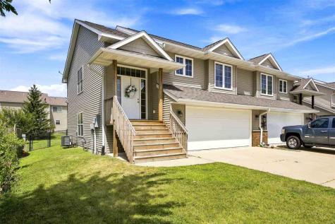 137 S Park Ridge Road North Liberty IA 52317