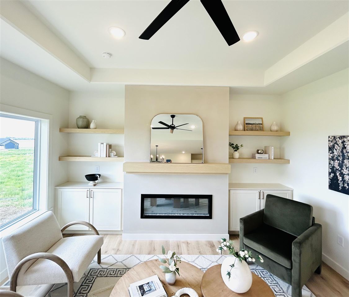 801 Crestview Drive Solon IA 52333