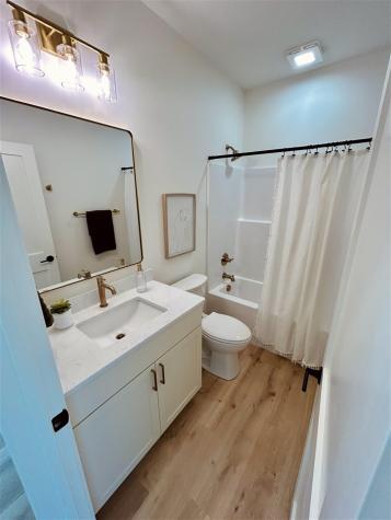 801 Crestview Drive Solon IA 52333