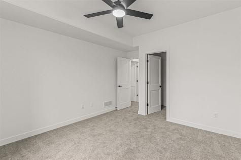 801 Crestview Drive Solon IA 52333