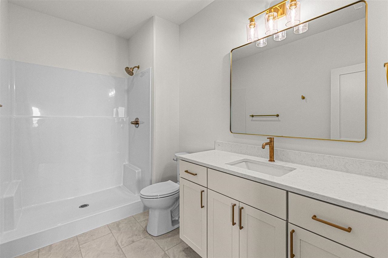 801 Crestview Drive Solon IA 52333