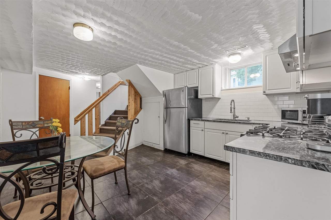 415 N Governor Street Iowa City IA 52245