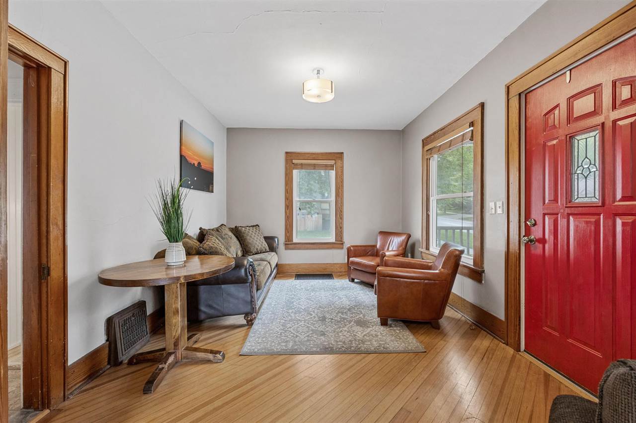 415 N Governor Street Iowa City IA 52245