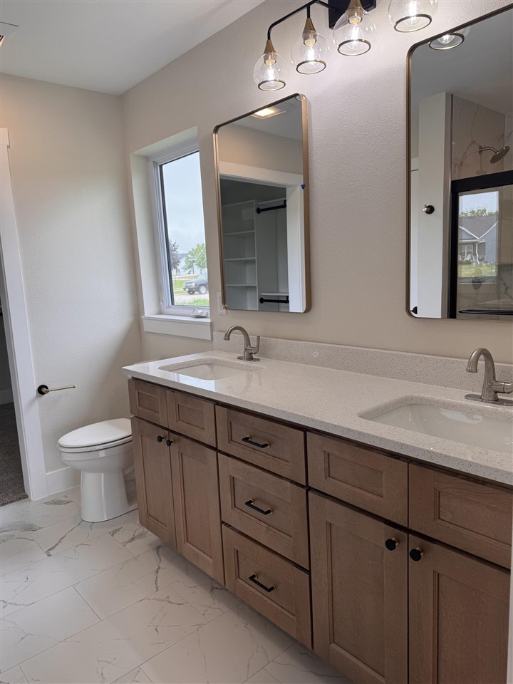 604 Rock Ridge Road Tiffin IA 52340