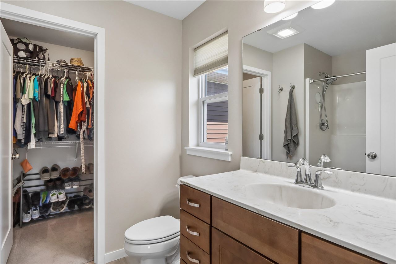 55 Camden Road Iowa City IA 52245