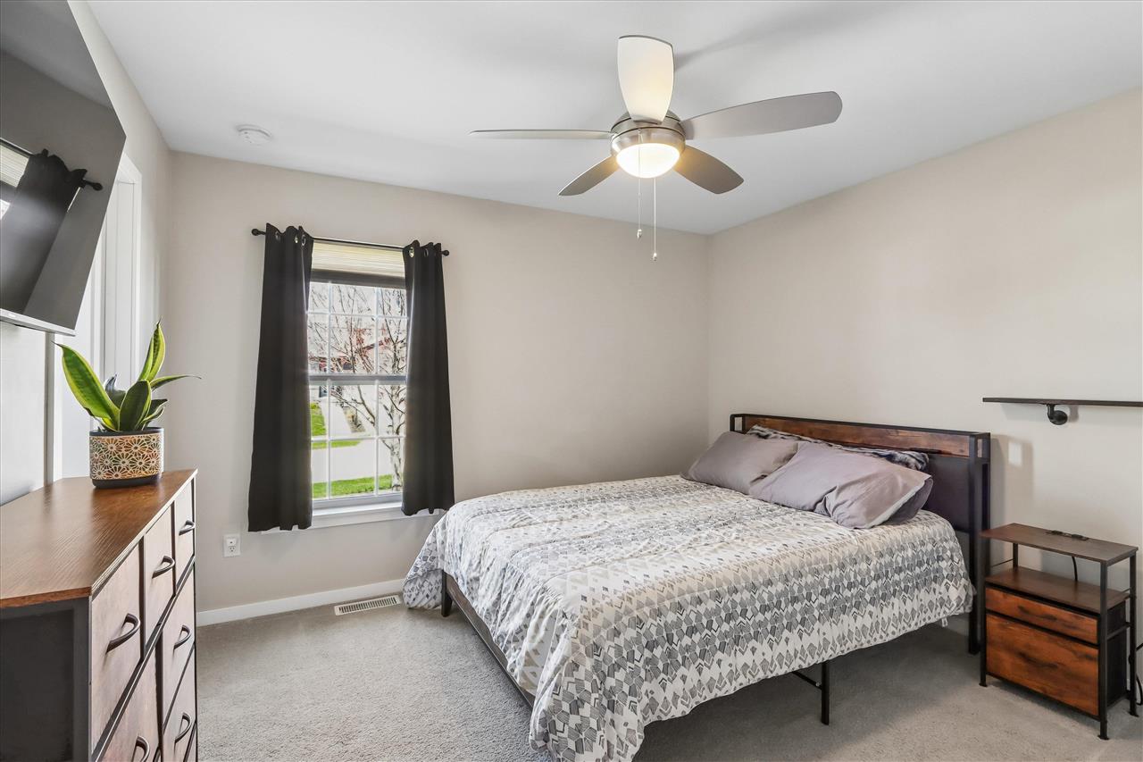 55 Camden Road Iowa City IA 52245