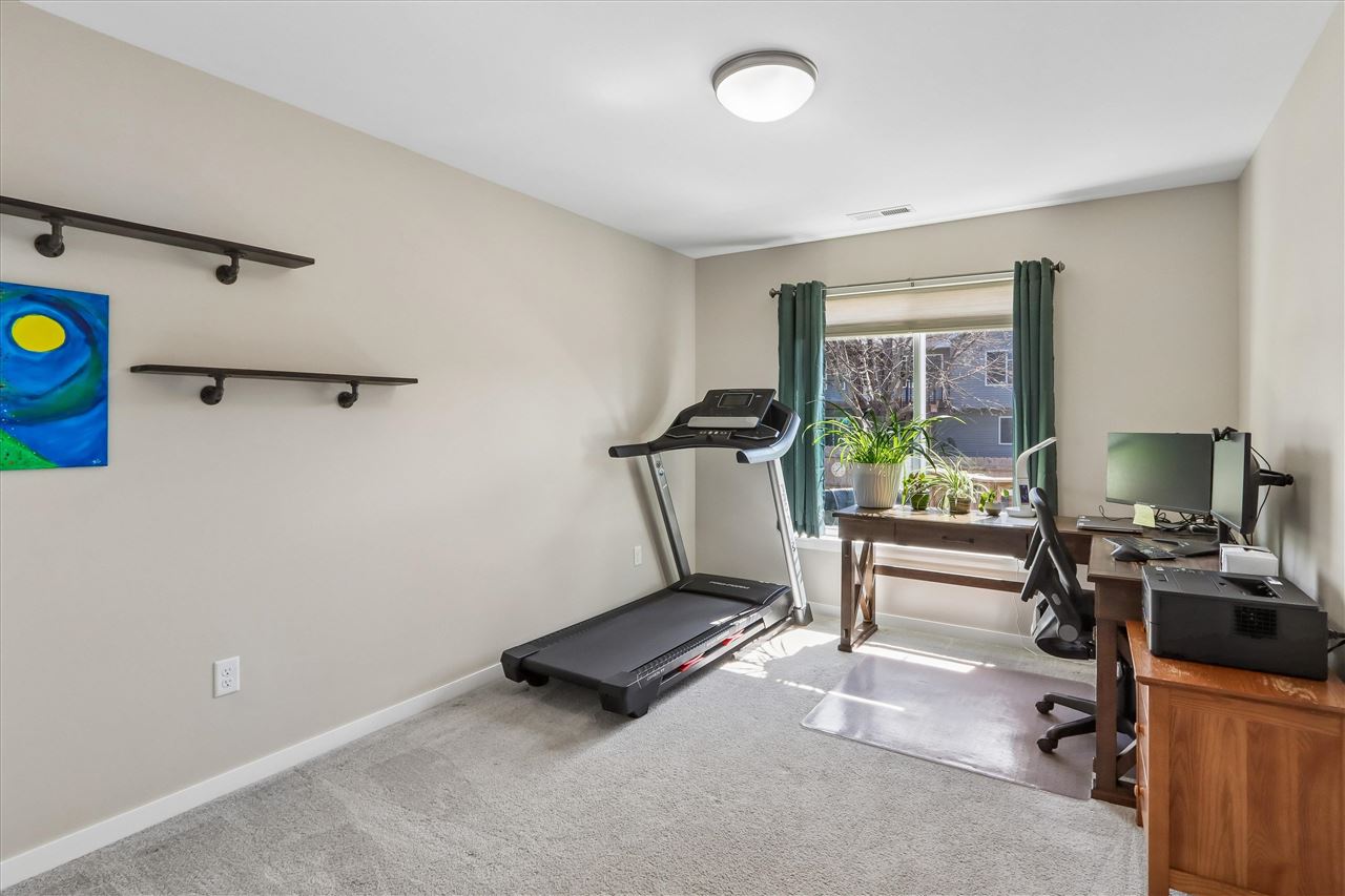 55 Camden Road Iowa City IA 52245
