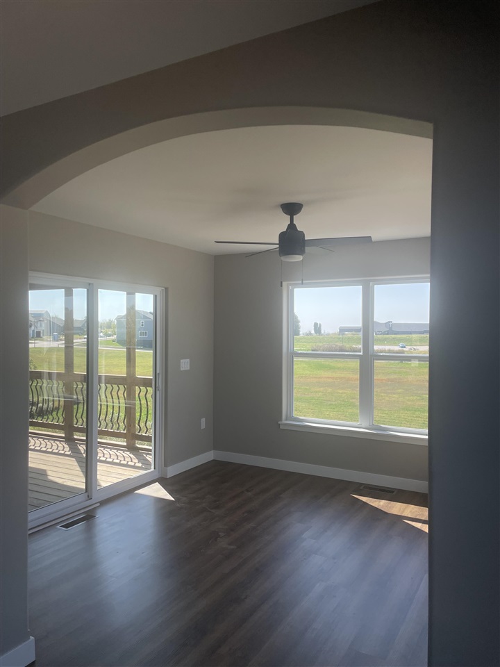 3831 Winnsboro Drive Iowa City IA 52245