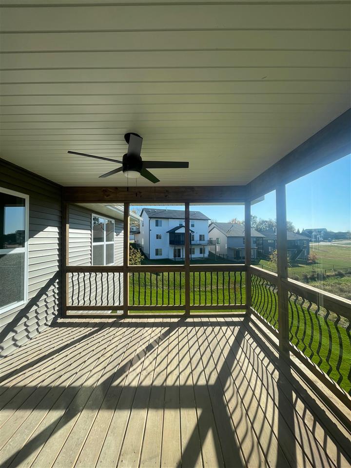 3831 Winnsboro Drive Iowa City IA 52245