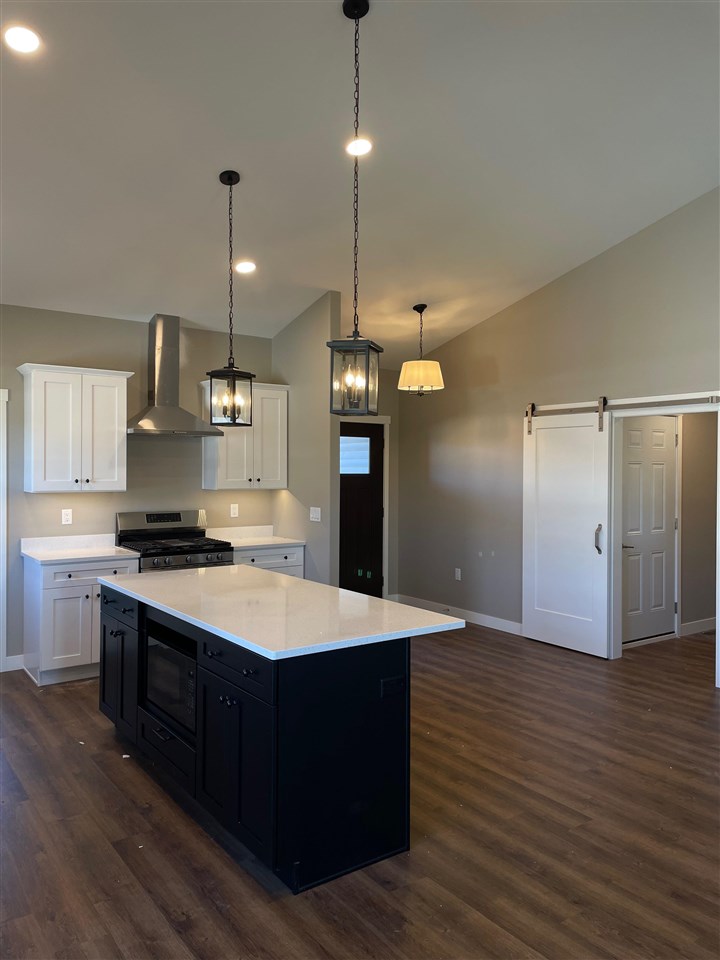 3831 Winnsboro Drive Iowa City IA 52245