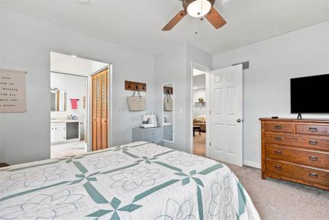 2096 230th Street Washington IA 52353
