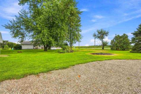 2096 230th Street Washington IA 52353