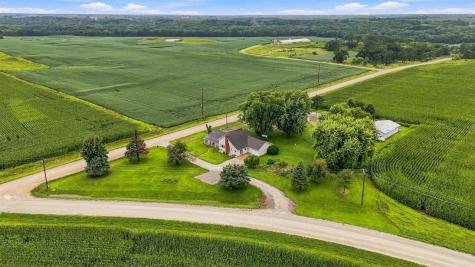 2096 230th Street Washington IA 52353
