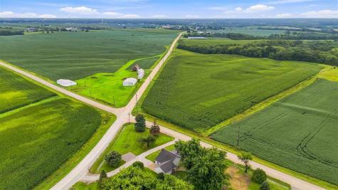 2096 230th Street Washington IA 52353
