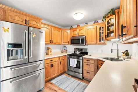 2096 230th Street Washington IA 52353