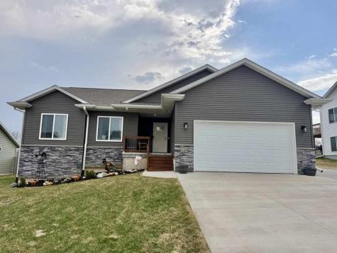 425 Galileo Drive Riverside IA 52327