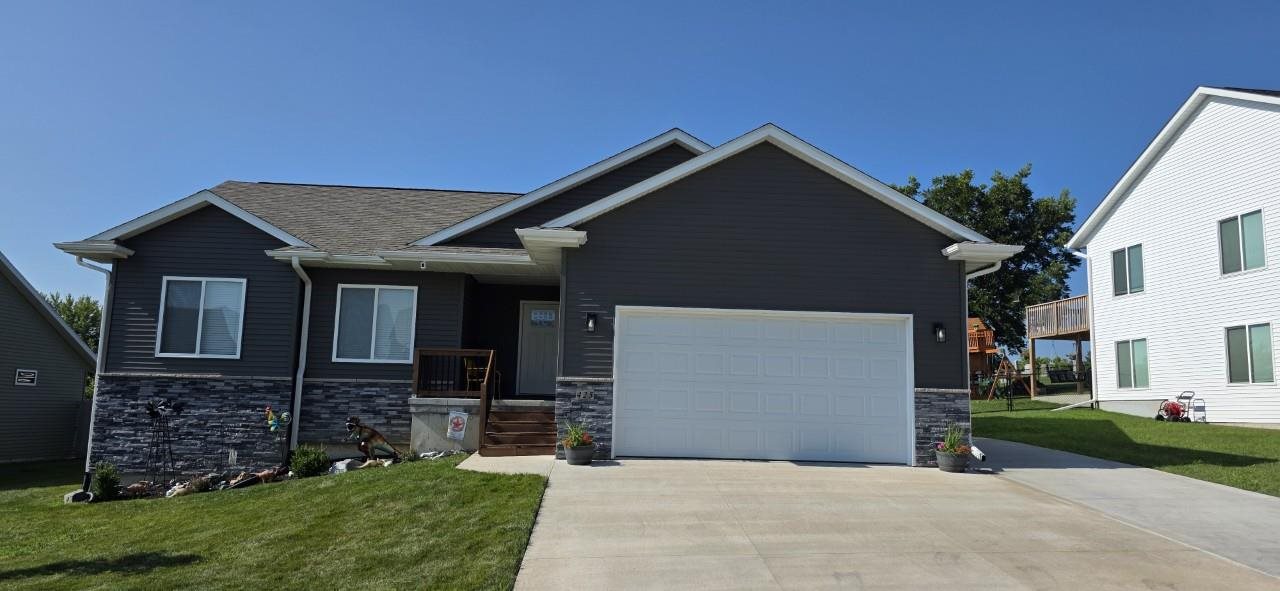 425 Galileo Drive Riverside IA 52327