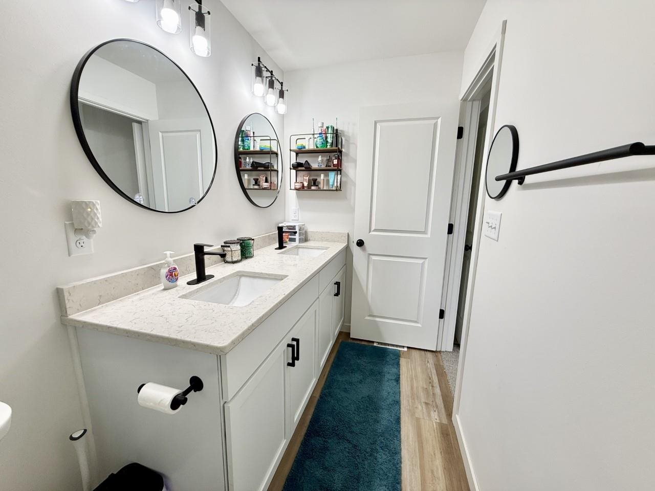 425 Galileo Drive Riverside IA 52327