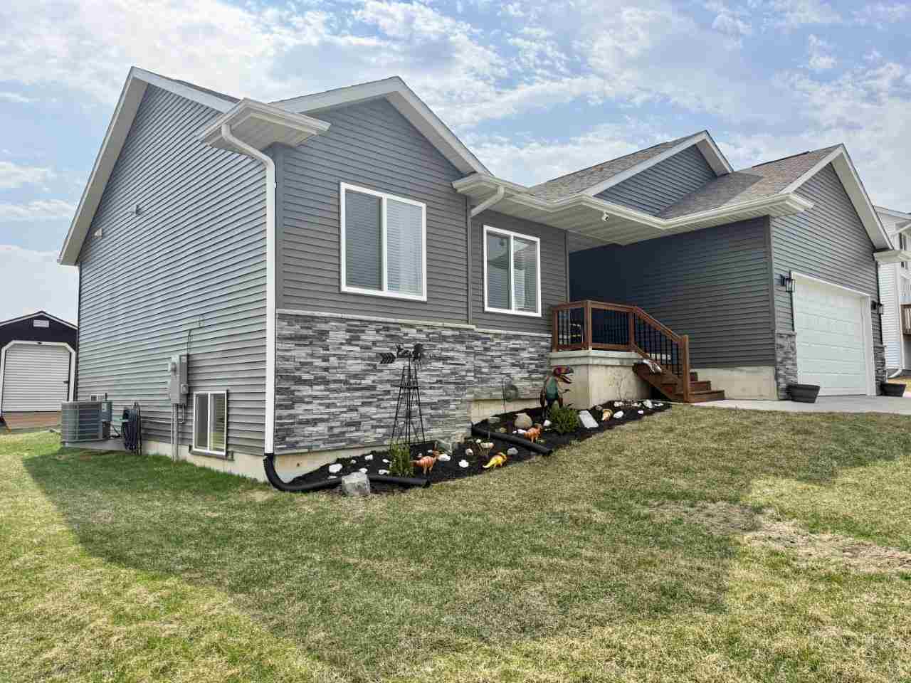 425 Galileo Drive Riverside IA 52327