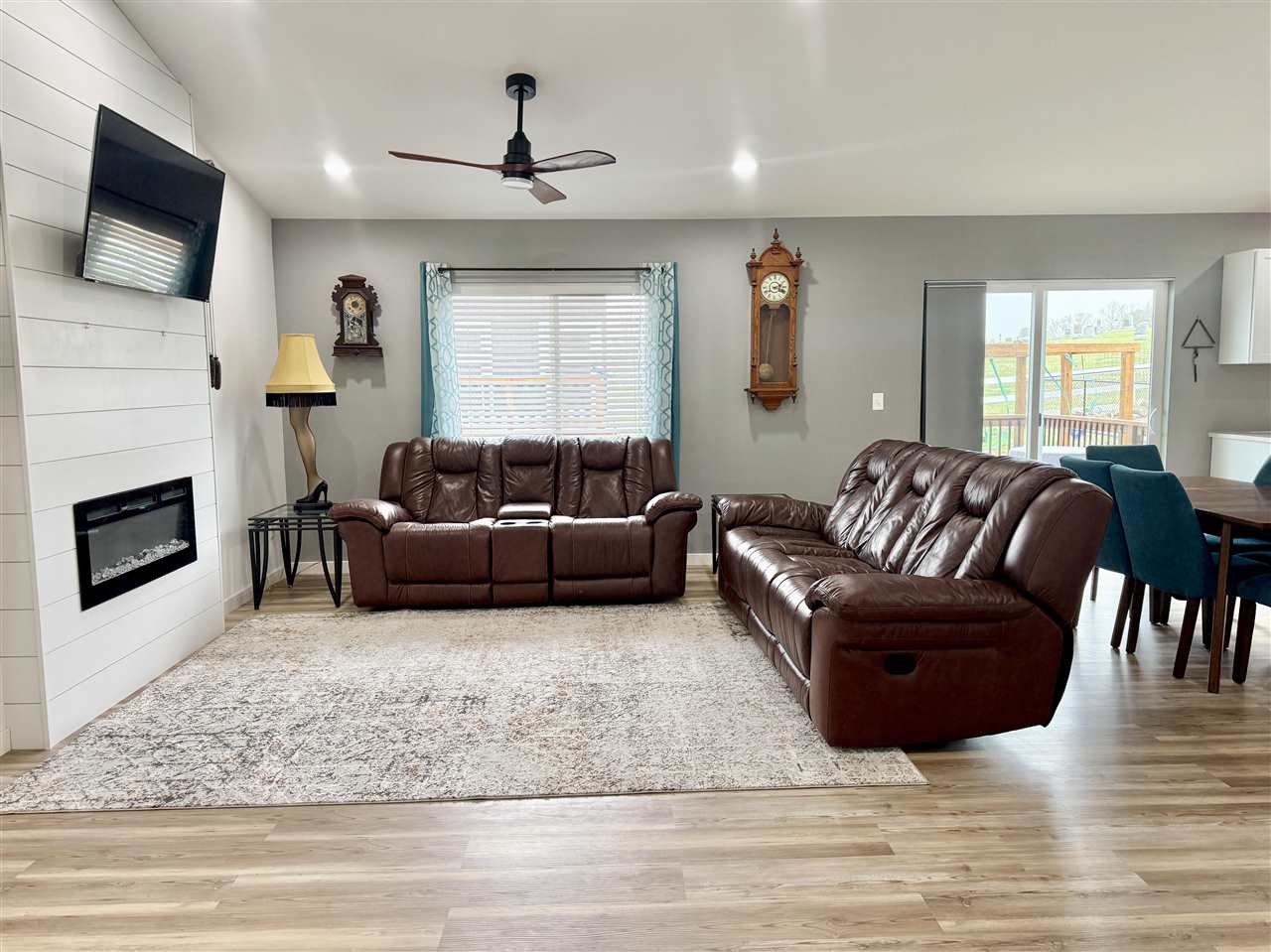 425 Galileo Drive Riverside IA 52327