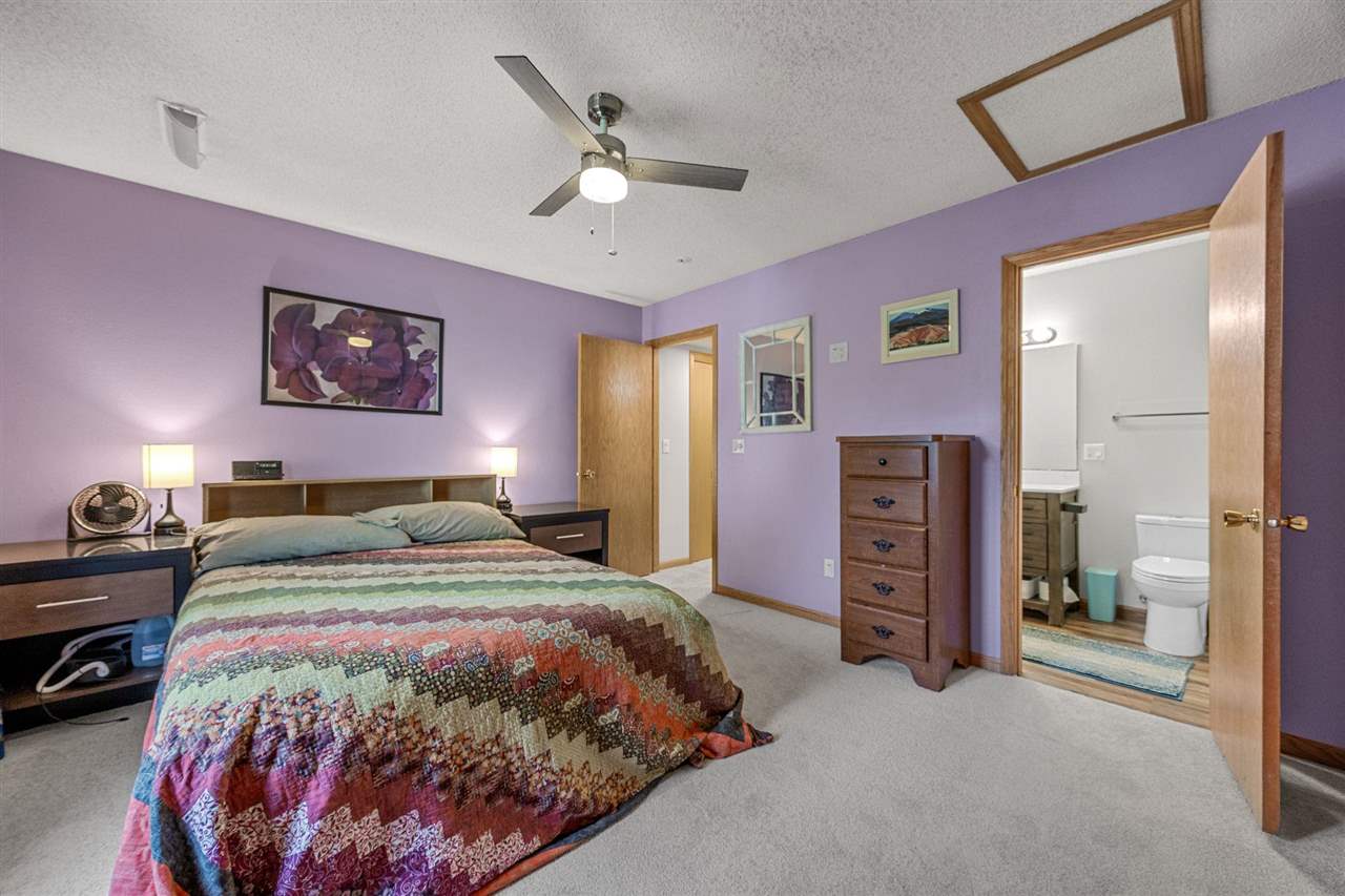 30 Augusta Court North Liberty IA 52317