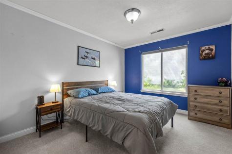 30 Augusta Court North Liberty IA 52317