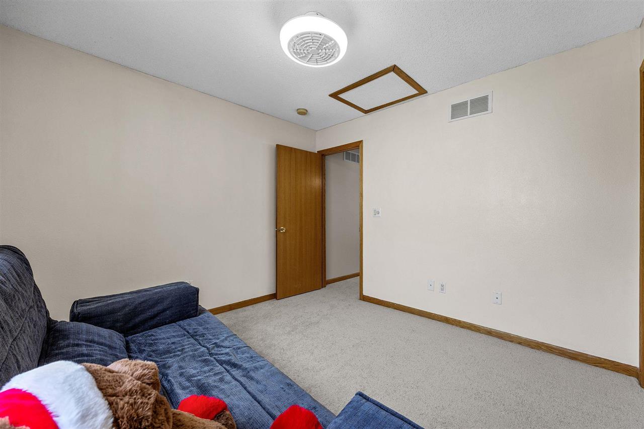 30 Augusta Court North Liberty IA 52317