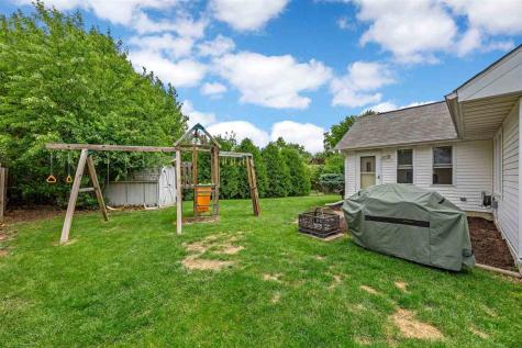 30 Augusta Court North Liberty IA 52317