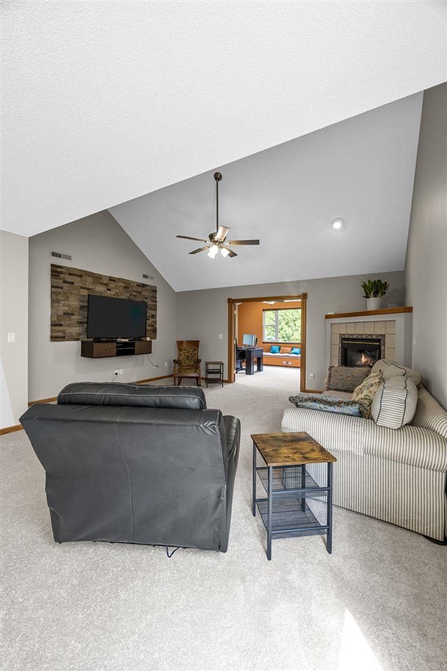 30 Augusta Court North Liberty IA 52317