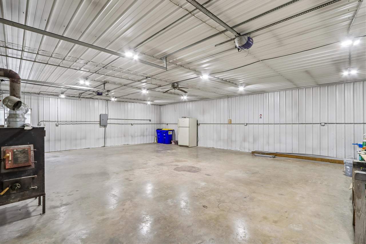 222 E 5th Washington IA 52353