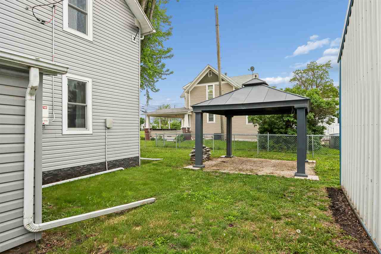 222 E 5th Washington IA 52353