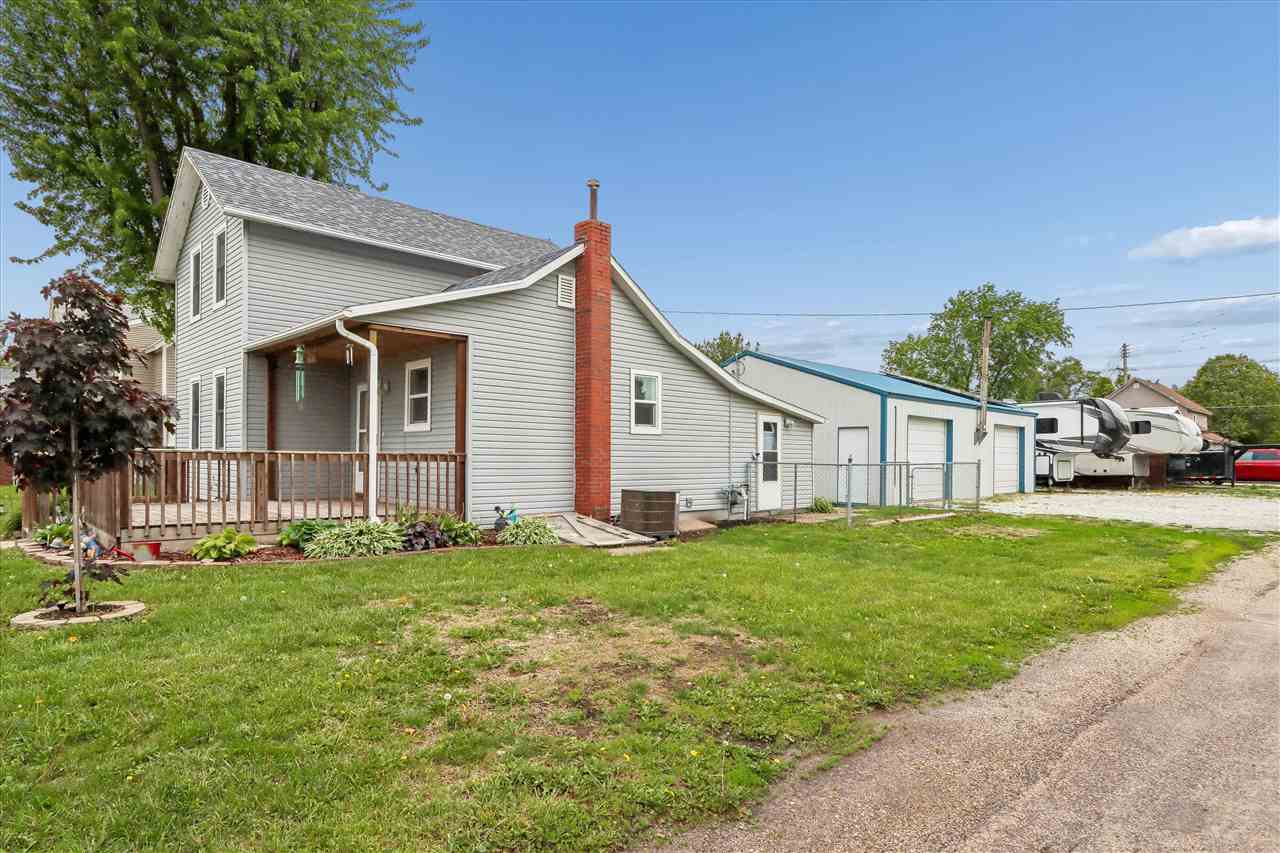 222 E 5th Washington IA 52353