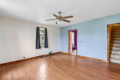 222 E 5th Washington IA 52353