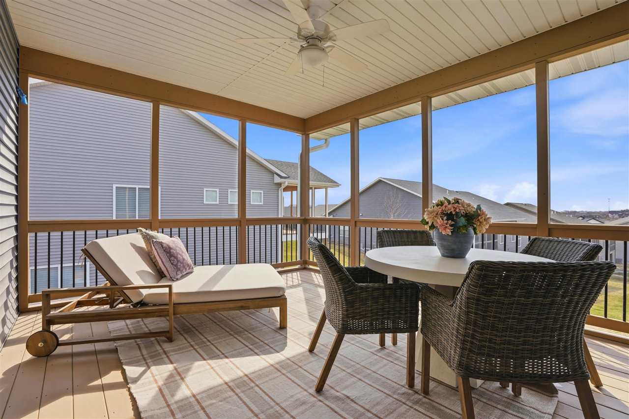 111 Ridgeway Drive Tiffin IA 52340