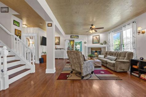 3263 Rohret Road Iowa City IA 52246